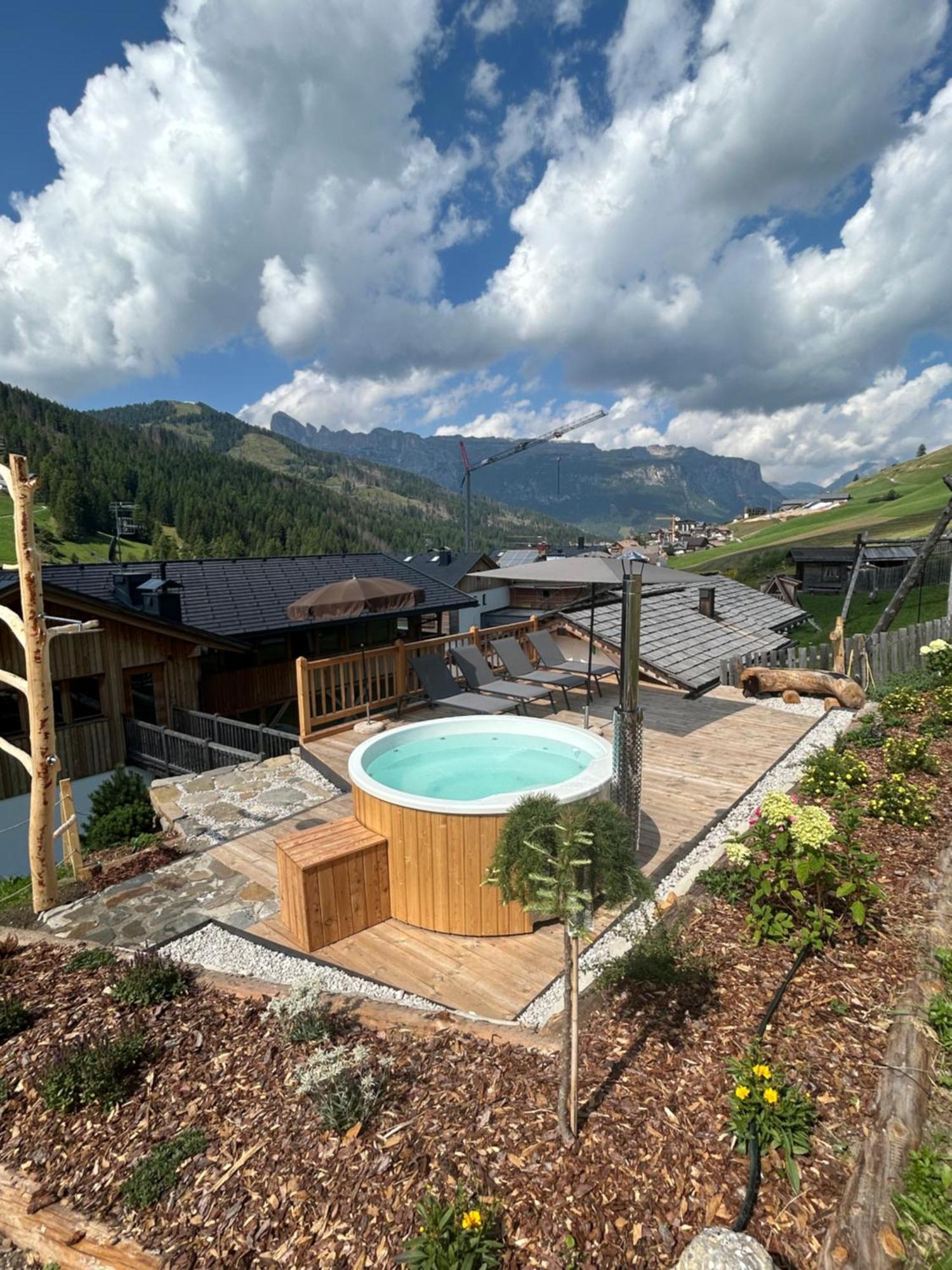 Plang Farmhouse San Cassiano  Buitenkant foto